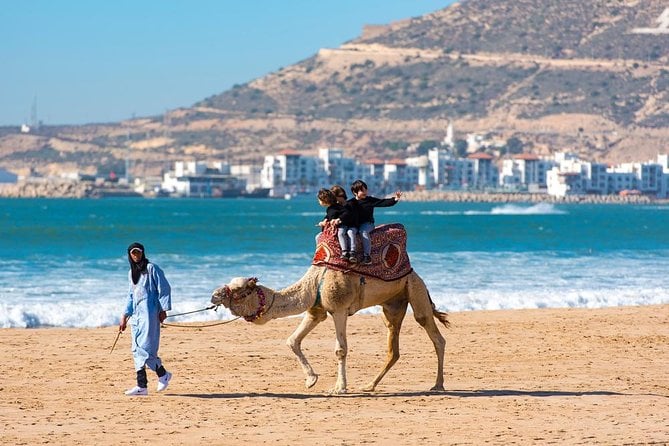 2_sunset-camel-ride-in-the-beautiful-beach-of-agadir